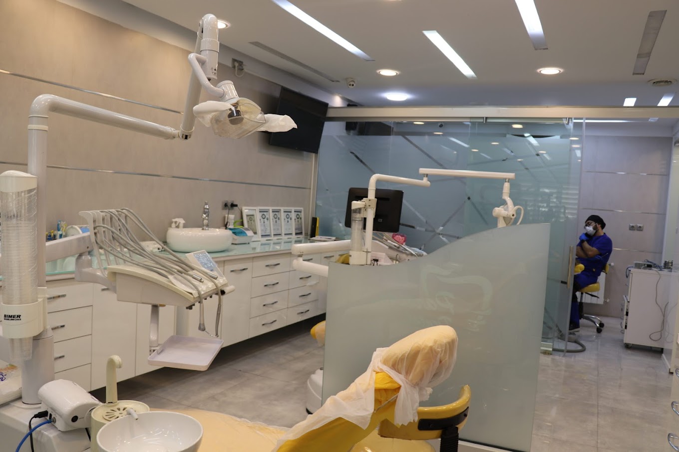 کلینیک پارسیان مجهزترین مرکز دندانپزشکی در جنوب تهران با محیطی لوکس و خدمات VIP